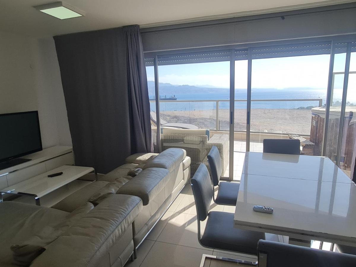 Top-Luxury Exclusive Аpt With Jacuzzi In Front Of The Sea Eilat Exterior photo