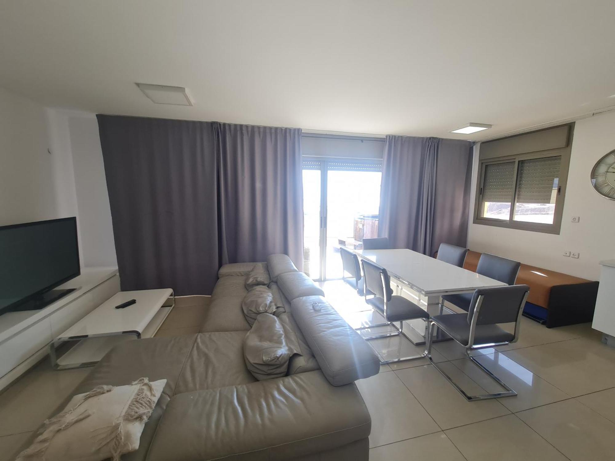 Top-Luxury Exclusive Аpt With Jacuzzi In Front Of The Sea Eilat Exterior photo