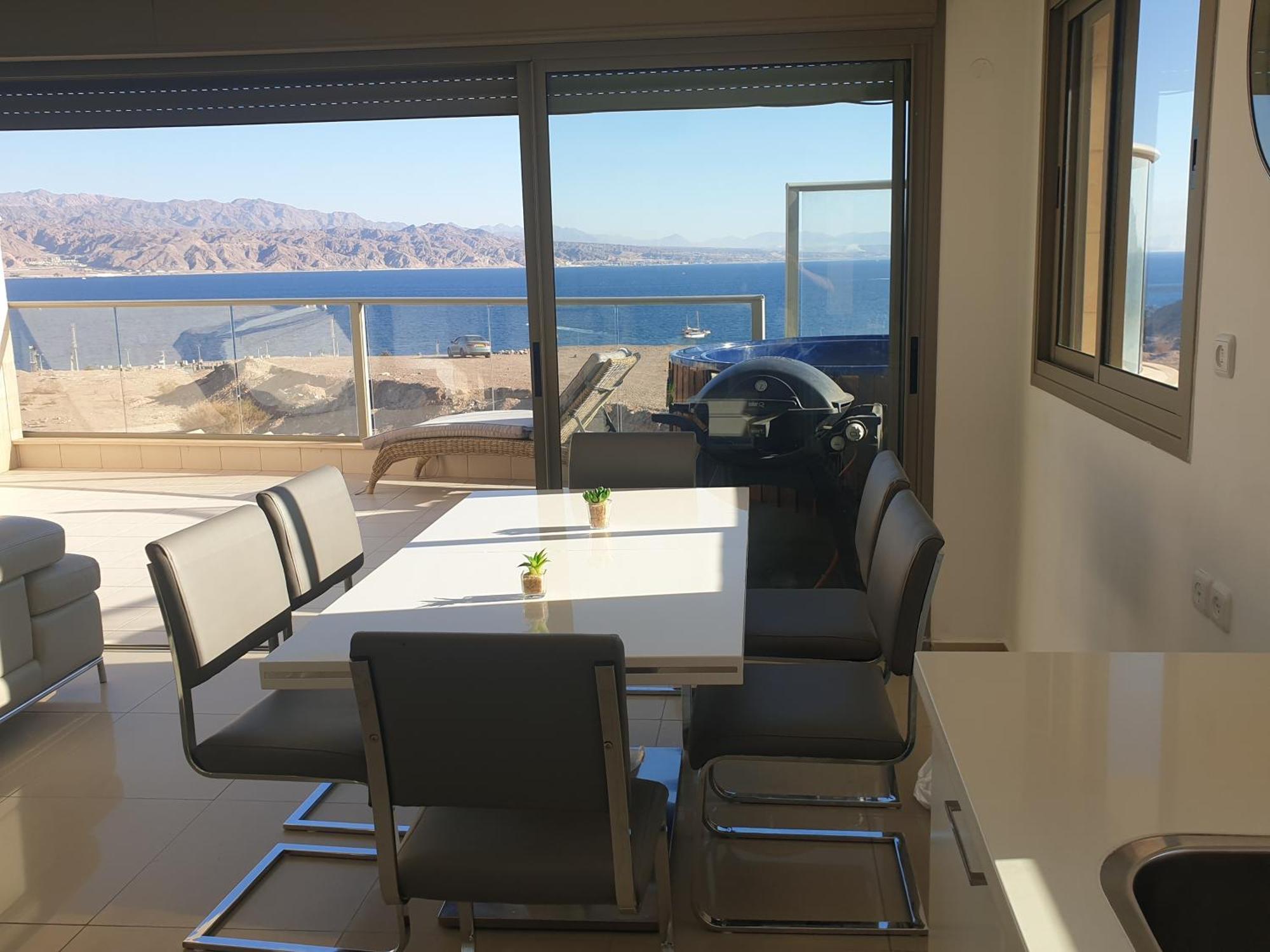 Top-Luxury Exclusive Аpt With Jacuzzi In Front Of The Sea Eilat Exterior photo